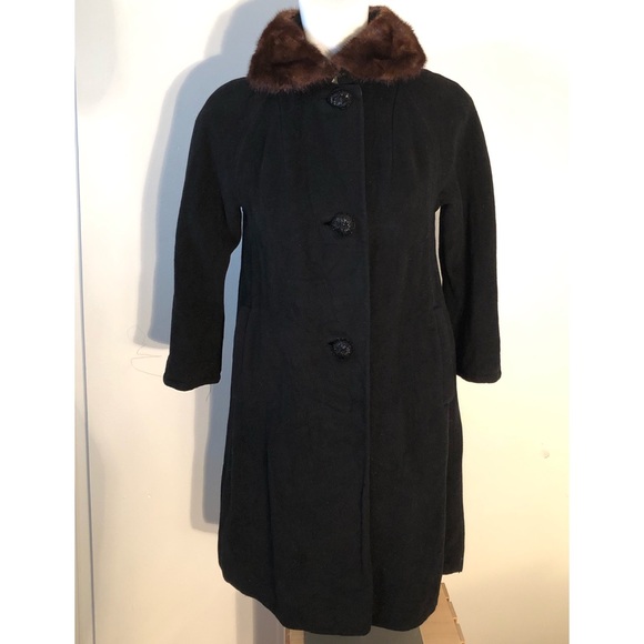 Vintage Black Wool Coat w/Fur Collar - Picture 13 of 15